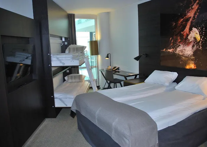 Готель Scandic Ornen 4*